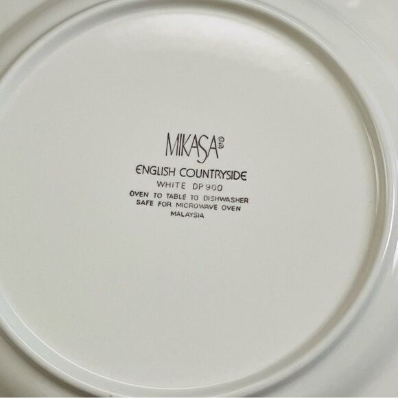 Mikasa English Countryside White 11” Stoneware Dinner Plate Set of 2 - Picture 13 of 16